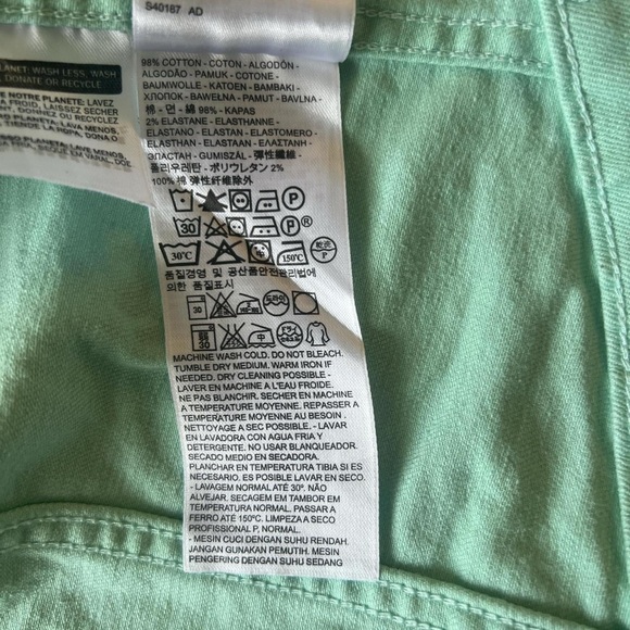 Levi’s sea foam green denim vest - Picture 4 of 8